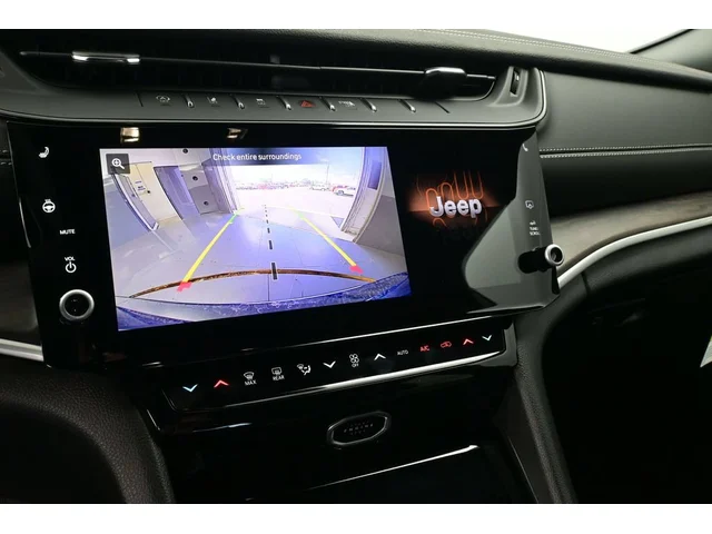 Nuevos JEEP GRAND CHEROKEE à Estados chez autogozo