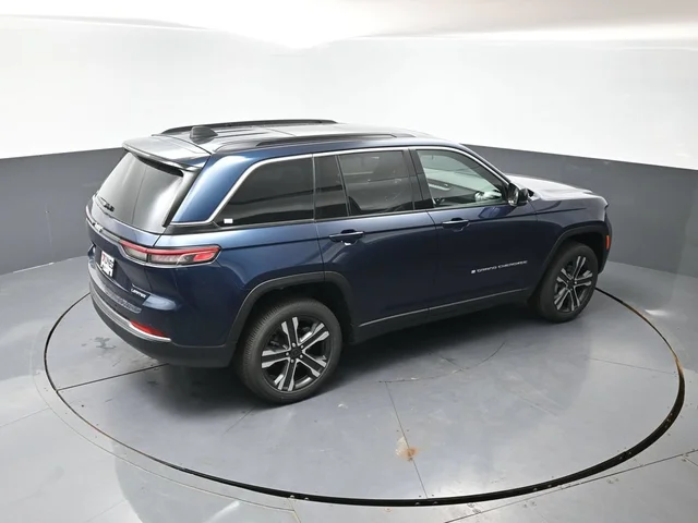 Nuevos JEEP GRAND CHEROKEE à Estados chez autogozo