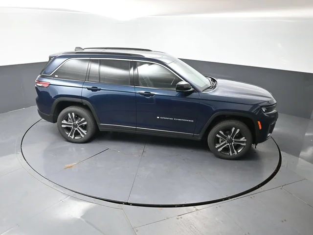 Nuevos JEEP GRAND CHEROKEE à Estados chez autogozo