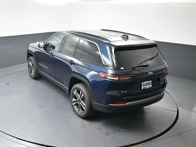 Nuevos JEEP GRAND CHEROKEE à Estados chez autogozo