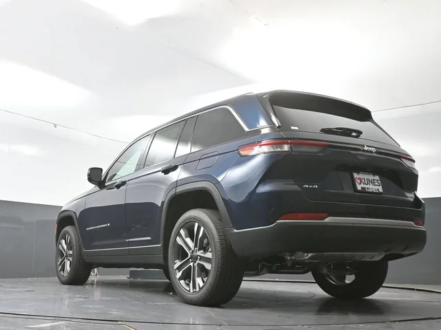 Nuevos JEEP GRAND CHEROKEE à Estados chez autogozo