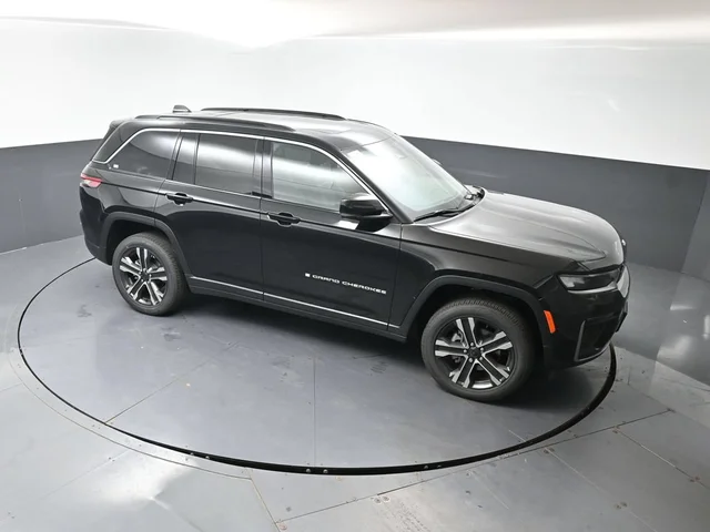 Nuevos JEEP GRAND CHEROKEE à Estados chez autogozo