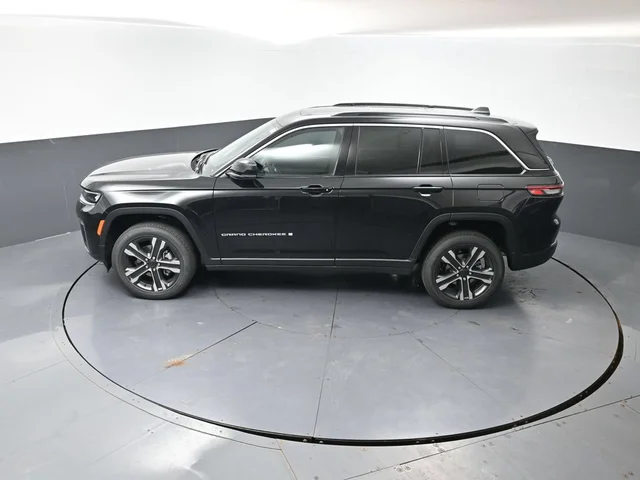 Nuevos JEEP GRAND CHEROKEE à Estados chez autogozo