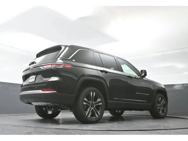 Nuevos JEEP GRAND CHEROKEE à Estados chez autogozo