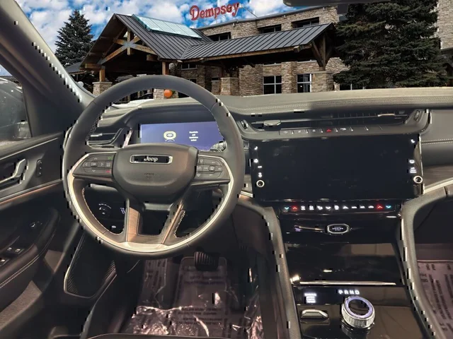 Nuevos JEEP GRAND CHEROKEE à Estados chez autogozo