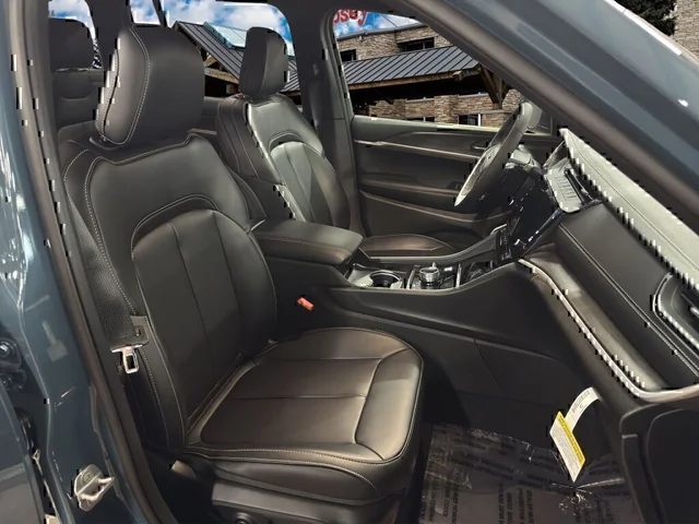 Nuevos JEEP GRAND CHEROKEE à Estados chez autogozo