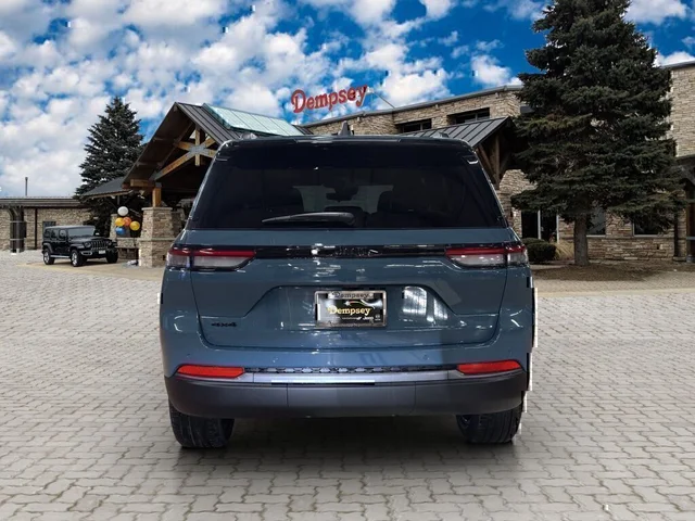 Nuevos JEEP GRAND CHEROKEE à Estados chez autogozo