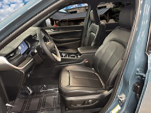Nuevos JEEP GRAND CHEROKEE à Estados chez autogozo