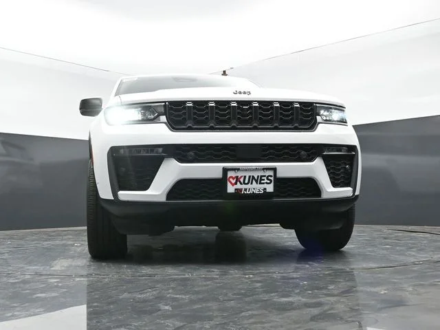 Nuevos JEEP GRAND CHEROKEE à Estados chez autogozo