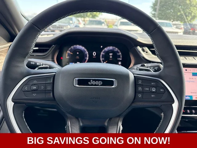 Nuevos JEEP GRAND CHEROKEE à Estados chez autogozo