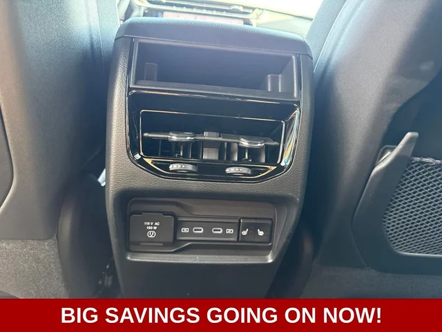 Nuevos JEEP GRAND CHEROKEE à Estados chez autogozo