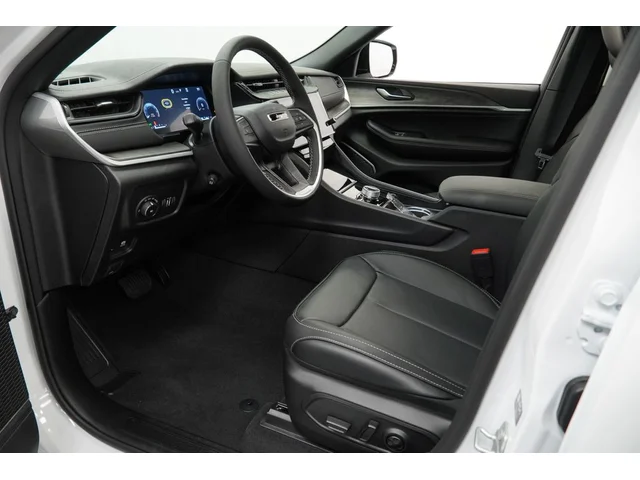 Nuevos JEEP GRAND CHEROKEE à Estados chez autogozo