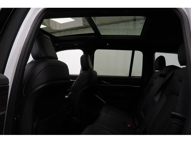 Nuevos JEEP GRAND CHEROKEE à Estados chez autogozo