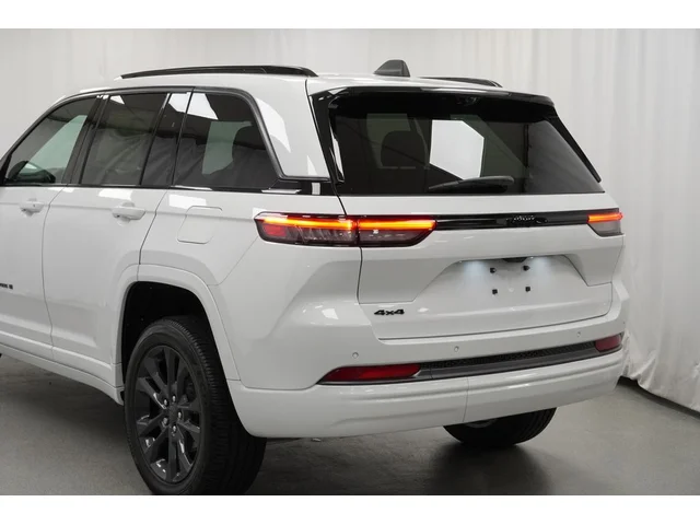 Nuevos JEEP GRAND CHEROKEE à Estados chez autogozo