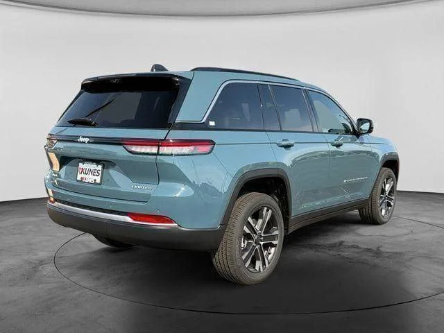 Nuevos JEEP GRAND CHEROKEE à Estados chez autogozo