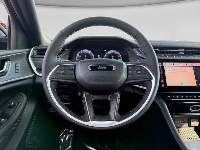 Nuevos JEEP GRAND CHEROKEE à Estados chez autogozo