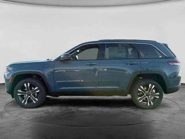 Nuevos JEEP GRAND CHEROKEE à Estados chez autogozo
