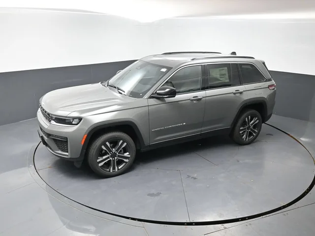Nuevos JEEP GRAND CHEROKEE à Estados chez autogozo