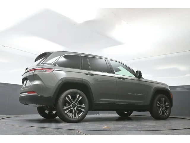 Nuevos JEEP GRAND CHEROKEE à Estados chez autogozo