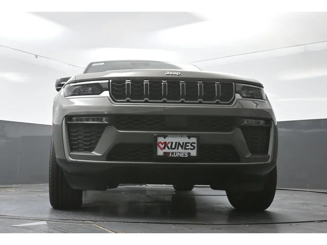 Nuevos JEEP GRAND CHEROKEE à Estados chez autogozo