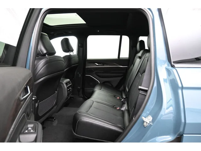 Nuevos JEEP GRAND CHEROKEE à Estados chez autogozo