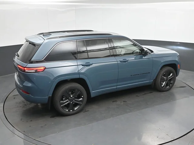 Nuevos JEEP GRAND CHEROKEE à Estados chez autogozo