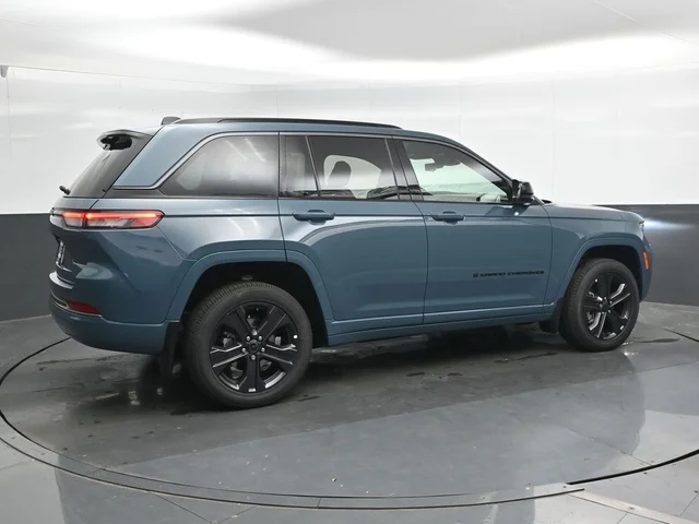 Nuevos JEEP GRAND CHEROKEE à Estados chez autogozo
