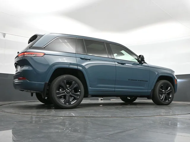 Nuevos JEEP GRAND CHEROKEE à Estados chez autogozo