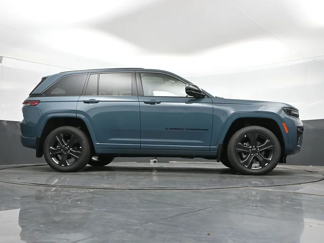 Nuevos JEEP GRAND CHEROKEE à Estados chez autogozo