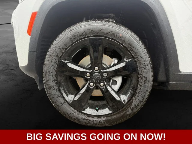 Nuevos JEEP GRAND CHEROKEE à Estados chez autogozo