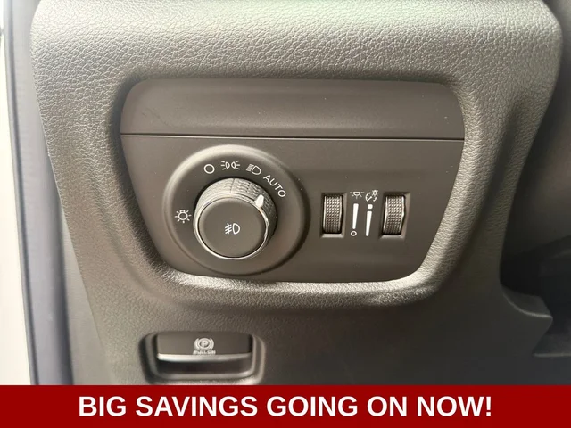 Nuevos JEEP GRAND CHEROKEE à Estados chez autogozo