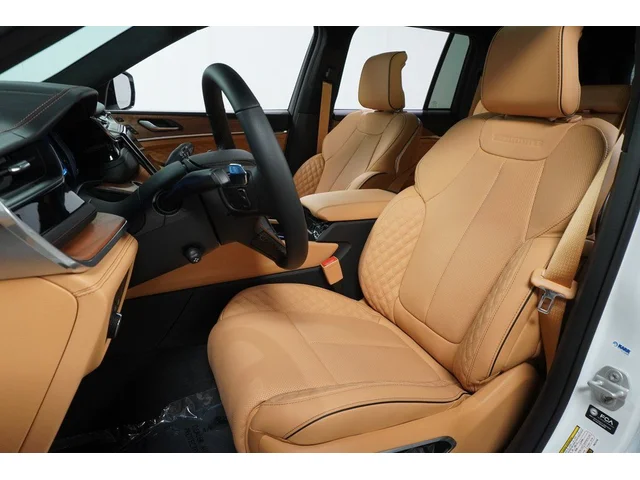 Nuevos JEEP GRAND CHEROKEE à Estados chez autogozo