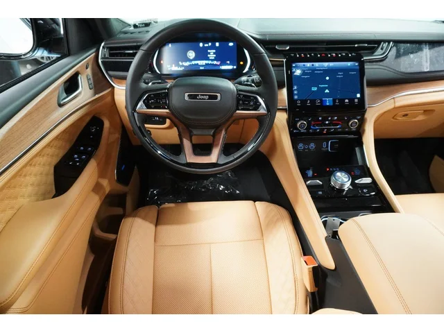 Nuevos JEEP GRAND CHEROKEE à Estados chez autogozo
