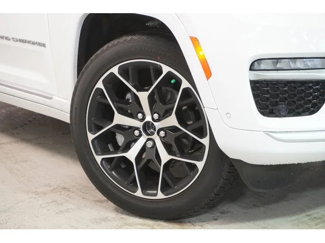Nuevos JEEP GRAND CHEROKEE à Estados chez autogozo