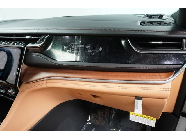 Nuevos JEEP GRAND CHEROKEE à Estados chez autogozo
