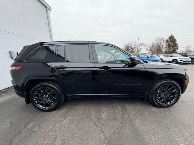 Nuevos JEEP GRAND CHEROKEE à Estados chez autogozo