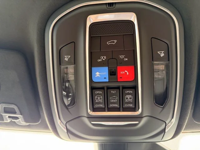 Nuevos JEEP GRAND CHEROKEE à Estados chez autogozo