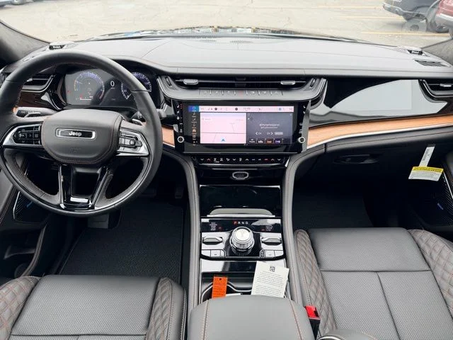 Nuevos JEEP GRAND CHEROKEE à Estados chez autogozo