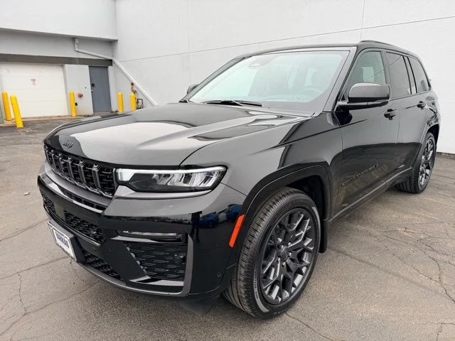 Nuevos JEEP GRAND CHEROKEE à Estados chez autogozo