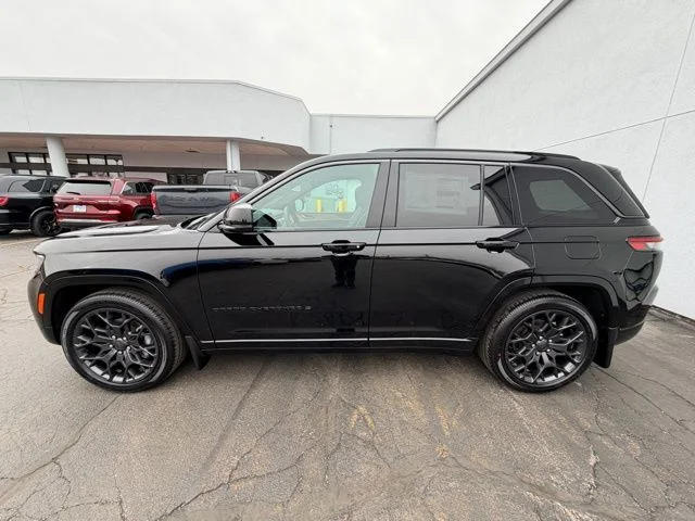 Nuevos JEEP GRAND CHEROKEE à Estados chez autogozo