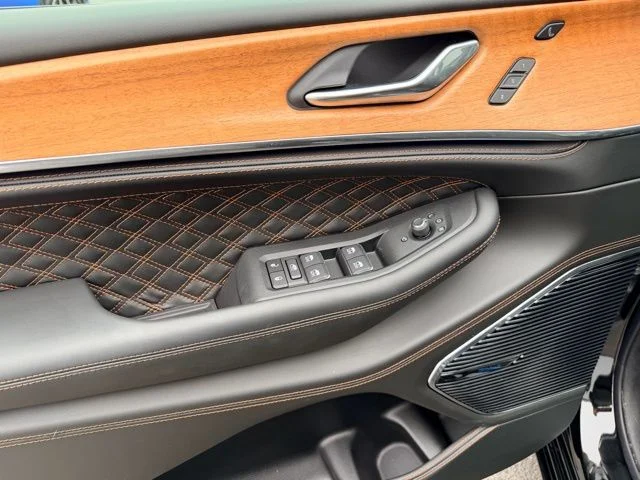 Nuevos JEEP GRAND CHEROKEE à Estados chez autogozo