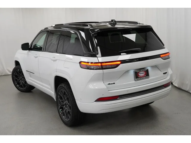 Nuevos JEEP GRAND CHEROKEE à Estados chez autogozo