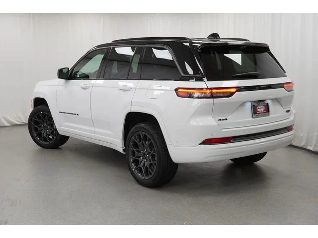 Nuevos JEEP GRAND CHEROKEE à Estados chez autogozo