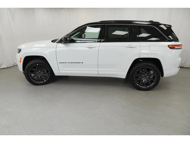 Nuevos JEEP GRAND CHEROKEE à Estados chez autogozo
