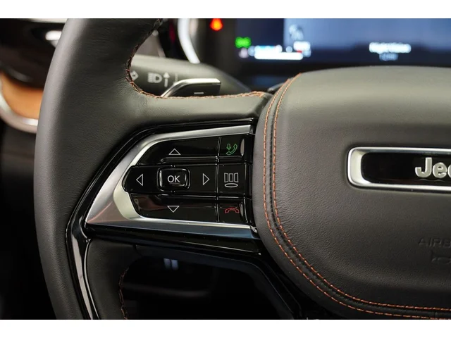 Nuevos JEEP GRAND CHEROKEE à Estados chez autogozo