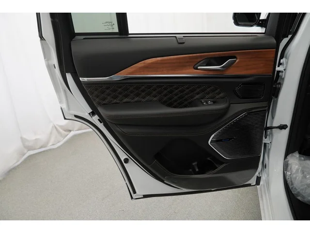 Nuevos JEEP GRAND CHEROKEE à Estados chez autogozo