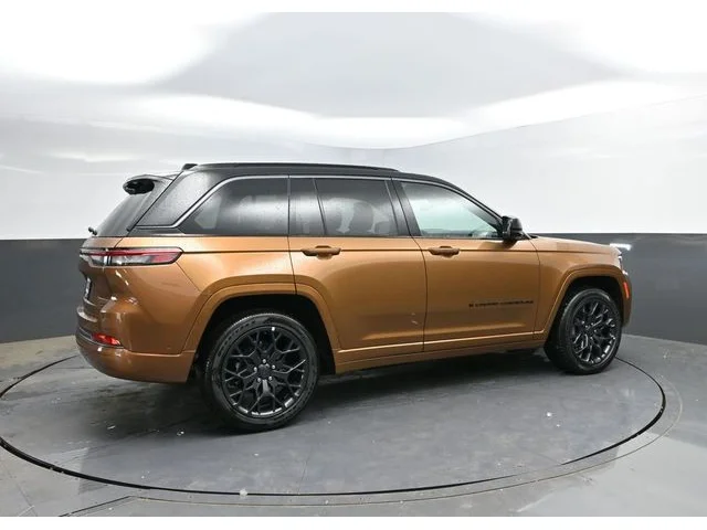 Nuevos JEEP GRAND CHEROKEE à Estados chez autogozo