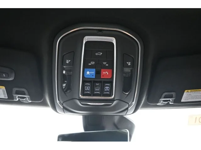 Nuevos JEEP GRAND CHEROKEE à Estados chez autogozo