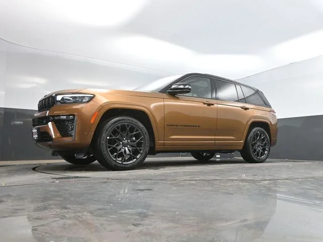 Nuevos JEEP GRAND CHEROKEE à Estados chez autogozo