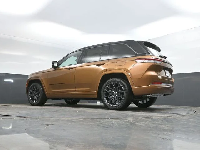 Nuevos JEEP GRAND CHEROKEE à Estados chez autogozo